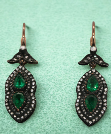 Zümrüt Taşlı Elmas Küpe 1,90 ct.