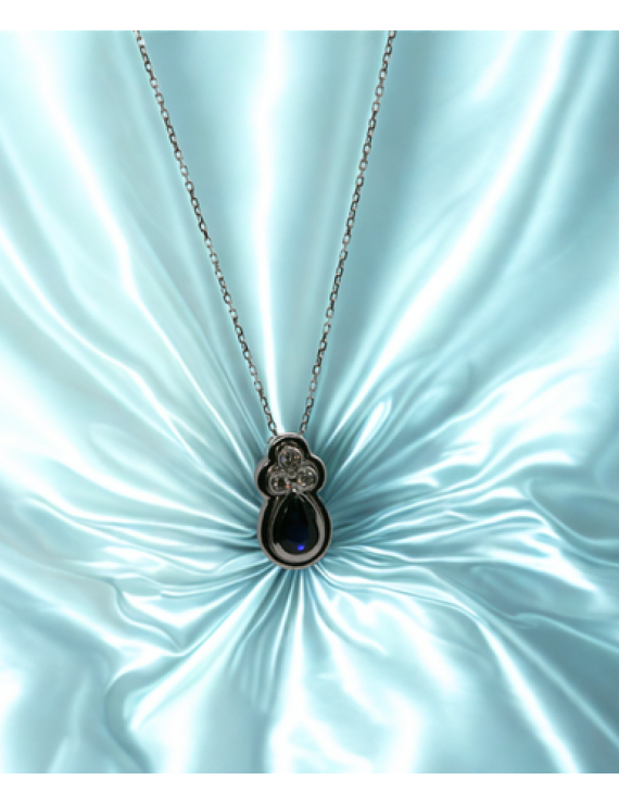 Siyah Safir Taşlı Pırlanta Kolye 0,62 ct.